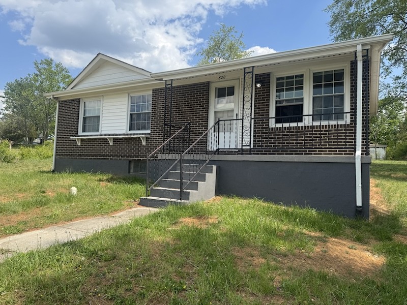 620 E Roanoke Street, Blacksburg, VA