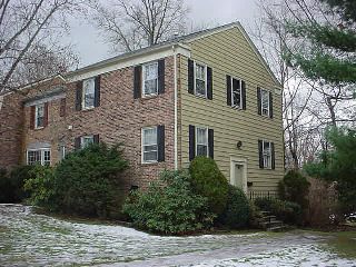 108 Nottingham Court, Blacksburg, VA