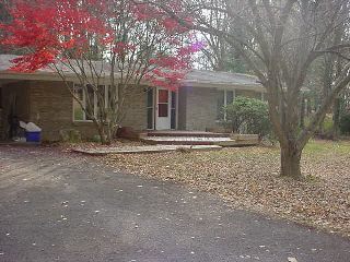 1205 Gladewood Drive, Blacksburg, VA