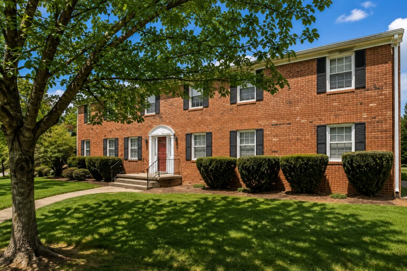 309  Loudon  Road,  Unit #414