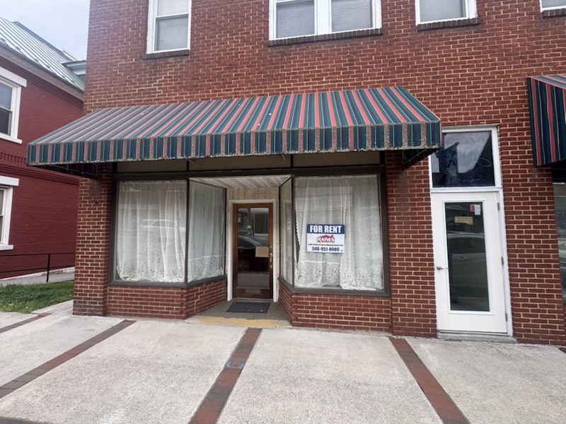 513 Wenonah Ave, Pearisburg, VA